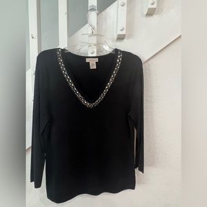 Black Sweater. Sequined collar.